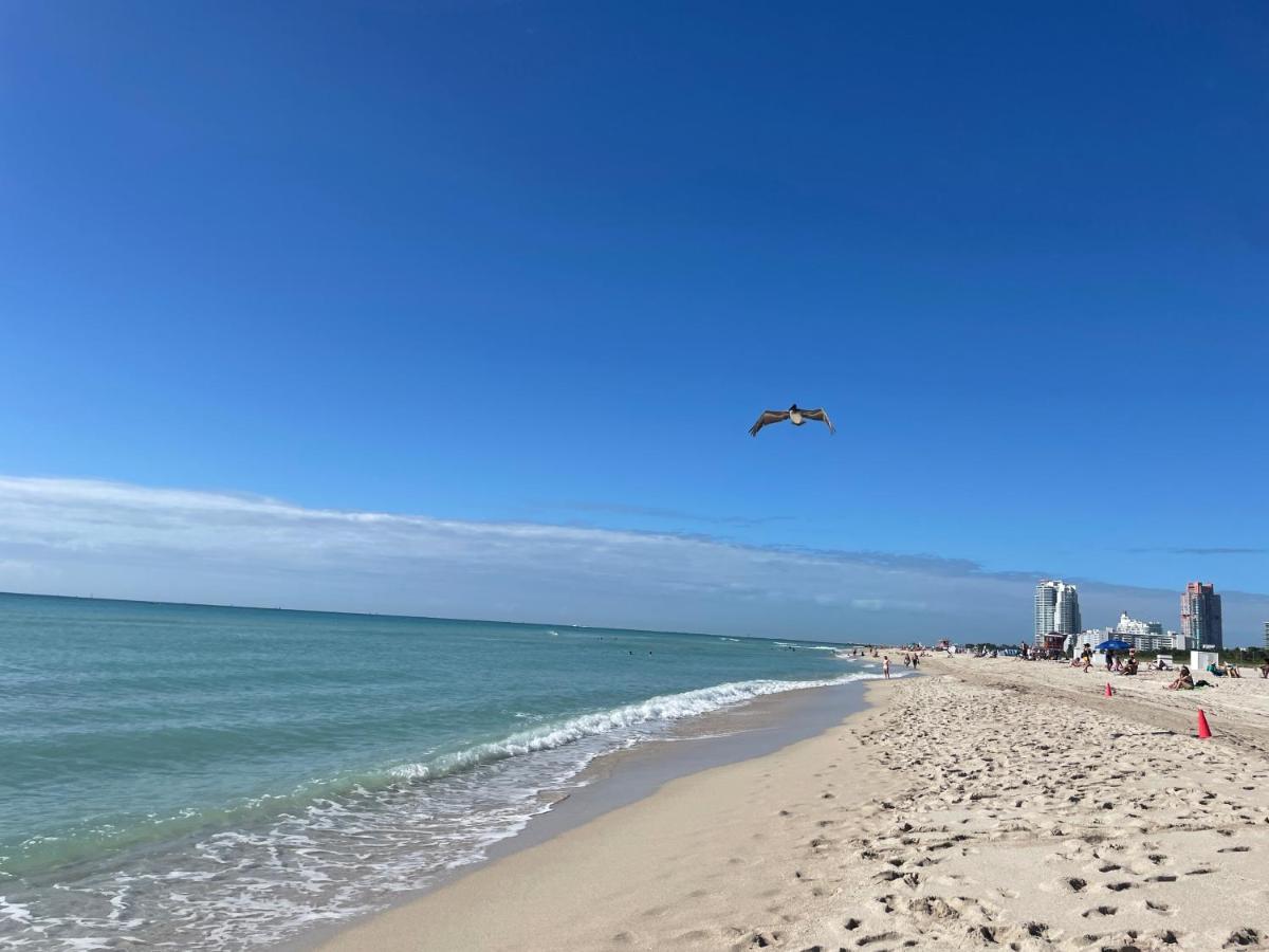 Beachfront Apt In Carlyle Hotel On Ocean Drive Miami Beach Extérieur photo